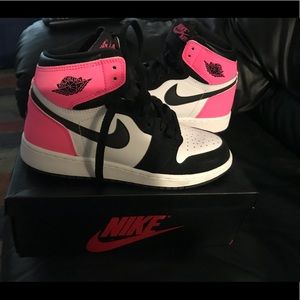 hot pink retro 1